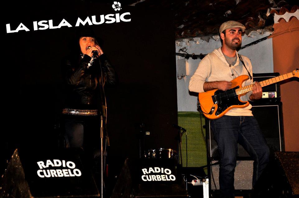 Montaje de sonido e iluminación de Radio Curbelo