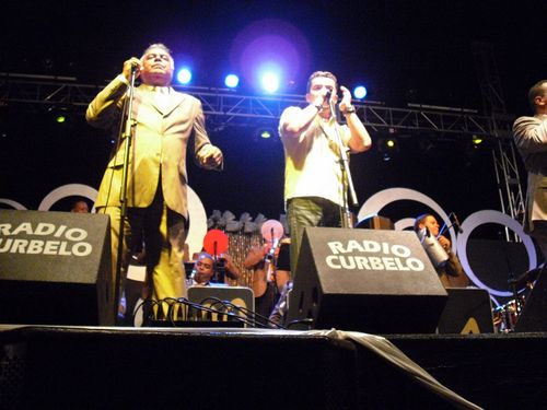 Montaje de sonido e iluminación de Radio Curbelo